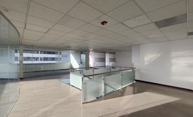 oficina en arriendo en bosque de pinos-usaquén. Cod A51540