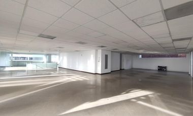 oficina en arriendo en bosque de pinos-usaquén. Cod A51540