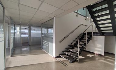 oficina en arriendo en bosque de pinos-usaquén. Cod A51540