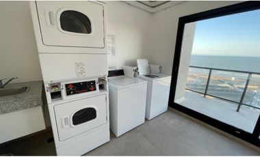 Departamento de 2 ambientes, vista al mar, cochera. Zona Constitución.