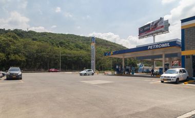Bodega en venta en Yumbo. Cod V5643