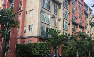 Condo for Sale in Chateau Elysee, Paranaque