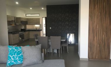 Departamento de 3 recámaras y amueblado ideal para estudiantes y profesionistas.