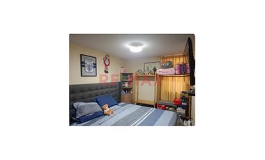 Venta De Departamento Flat  70 Mts. Mas Cochera -  Urb.Residencial Salamanca De Monterrico-Ate (Condominio Amaral)