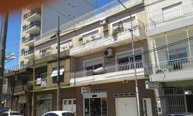 Venta en block  ,san justo centro ideal constructor