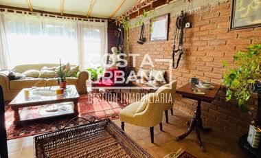 Encantadora parcela con casa en Melosilla