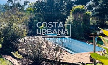 Encantadora parcela con casa en Melosilla