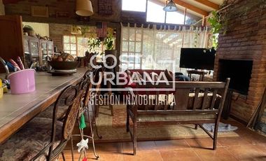 Encantadora parcela con casa en Melosilla