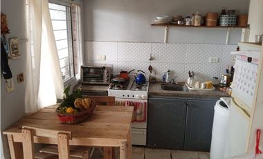 ZONA FARO: P.H DE 2 AMBIENTES A 1 CUADRA DE LA COSTA.