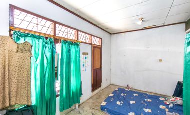 Rumah Luas 4 Kamar 13 Menit ke Stasiun Palmerah Dibantu KPR J-42493