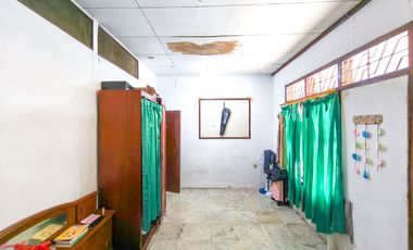 Rumah Luas 4 Kamar 13 Menit ke Stasiun Palmerah Dibantu KPR J-42493