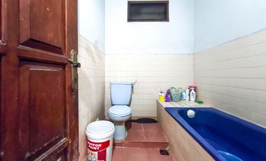 Rumah Luas 4 Kamar 13 Menit ke Stasiun Palmerah Dibantu KPR J-42493