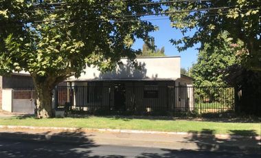 Casa en venta de 2 dorm. en Curicó