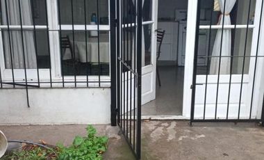 CASA Y UBICACIÓN EXCELENTE