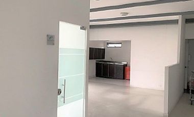 oficina en arriendo en chico norte. Cod A52000