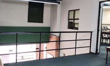 oficina en arriendo en centro internacional. Cod A1561008