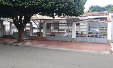 casa en venta en la ceiba. Cod V1712