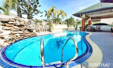 For Sale 1 storey house with large private swimming pool.