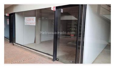 Venta de local en centro comercial Plaza Madero en Chia