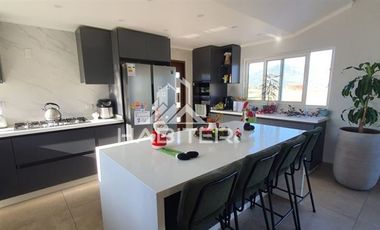 Casa en Venta en Zapallar km 10