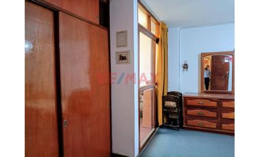 Casa De 3 Pisos Con 2 Locales Comerciales Y 3 Departamentos – Ideal Para Inversión En San Juan De Lurigancho