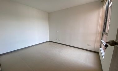 apartamento en arriendo en la cuenca. Cod A513085