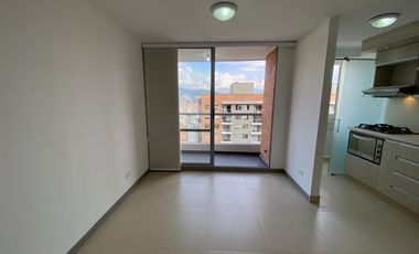 apartamento en arriendo en la cuenca. Cod A513085
