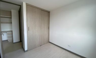 apartamento en arriendo en la cuenca. Cod A513085