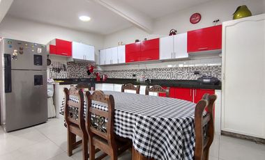 casa-local en venta en latino. Cod V28043