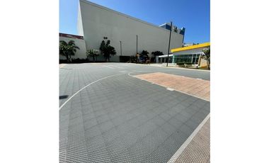 AMPLIO APARTAMENTO CON LINEA BLANCA EN CONDADO DEL REY