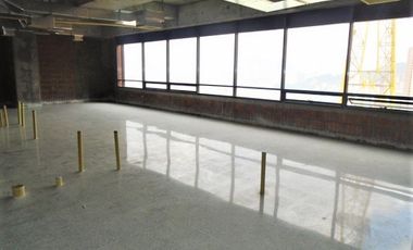 PR12152 SE RENTA CONSULTORIO EN SECTOR EL TESORO - EL POBLADO