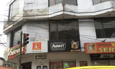 venta de edificio, av Quito
