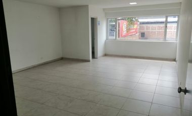 oficina en arriendo en envigado. Cod A63398