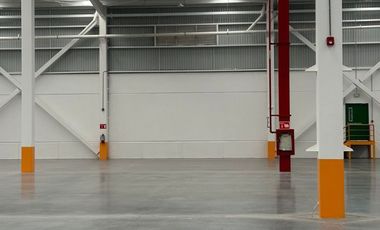Bodegas en Renta -  Central Coyol - 10,590 m2