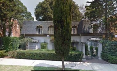 Hermosa Casa en Bosques de las Lomas