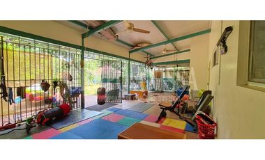 Oportunidad! Se Vende Amplia Casa Unifamiliar en Diablo COD. 349----
