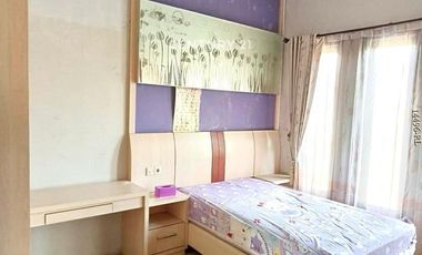 Dijual Rumah Bagus Hook Di Persimpangan Aktif Furnished