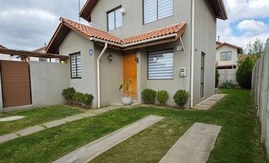 Casa en arriendo de 3 dorm. en Machalí