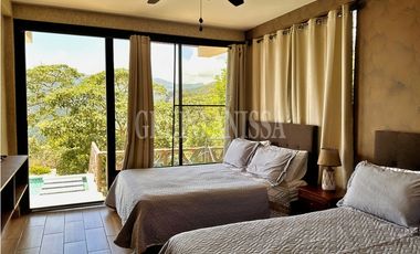 Se Vende Impresionante Casa con Vistas en Altos del Maria