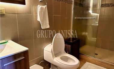 Se Vende Impresionante Casa con Vistas en Altos del Maria