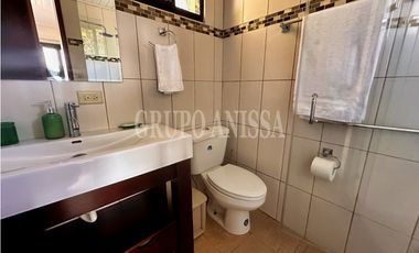 Se Vende Impresionante Casa con Vistas en Altos del Maria