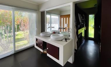 Casa en Venta en Condominio sector Zapallar