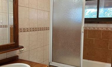 Casa en Arriendo en Aviador Acevedo 425