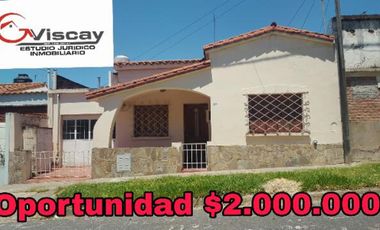 OPORTUNIDAD!! VENDO CASA EN CALLE CLARK Y SUDAMERICA $2M