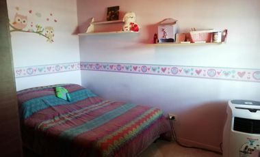 CASA EN VENTA 5 AMBIENTES CON PILETA