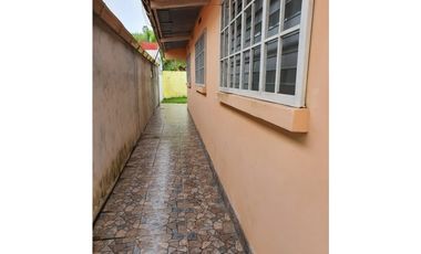 Ganga venta de casa en Parques del Oeste