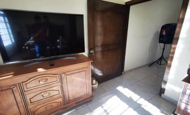 CASA LAZARO CARDENAS 2 RECAMARAS VALLE DORADO ZAMORA MICHOACAN