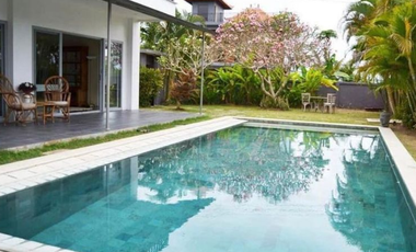 VILLA MODERN TROPIS 2 LANTAI DI LANGUI KAUH UNGASAN BADUNG