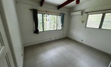 SE ALQUILA CASA 3REC, 3B, EN SECTOR DIABLO