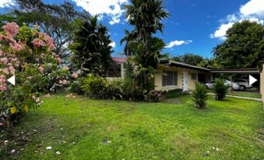 SE ALQUILA CASA 3REC, 3B, EN SECTOR DIABLO